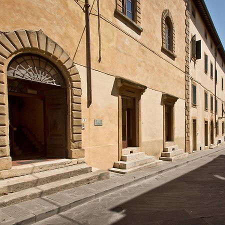 Hotel Palazzo Renieri - 3Stelle S Colle di Val d'Elsa Eksteriør billede