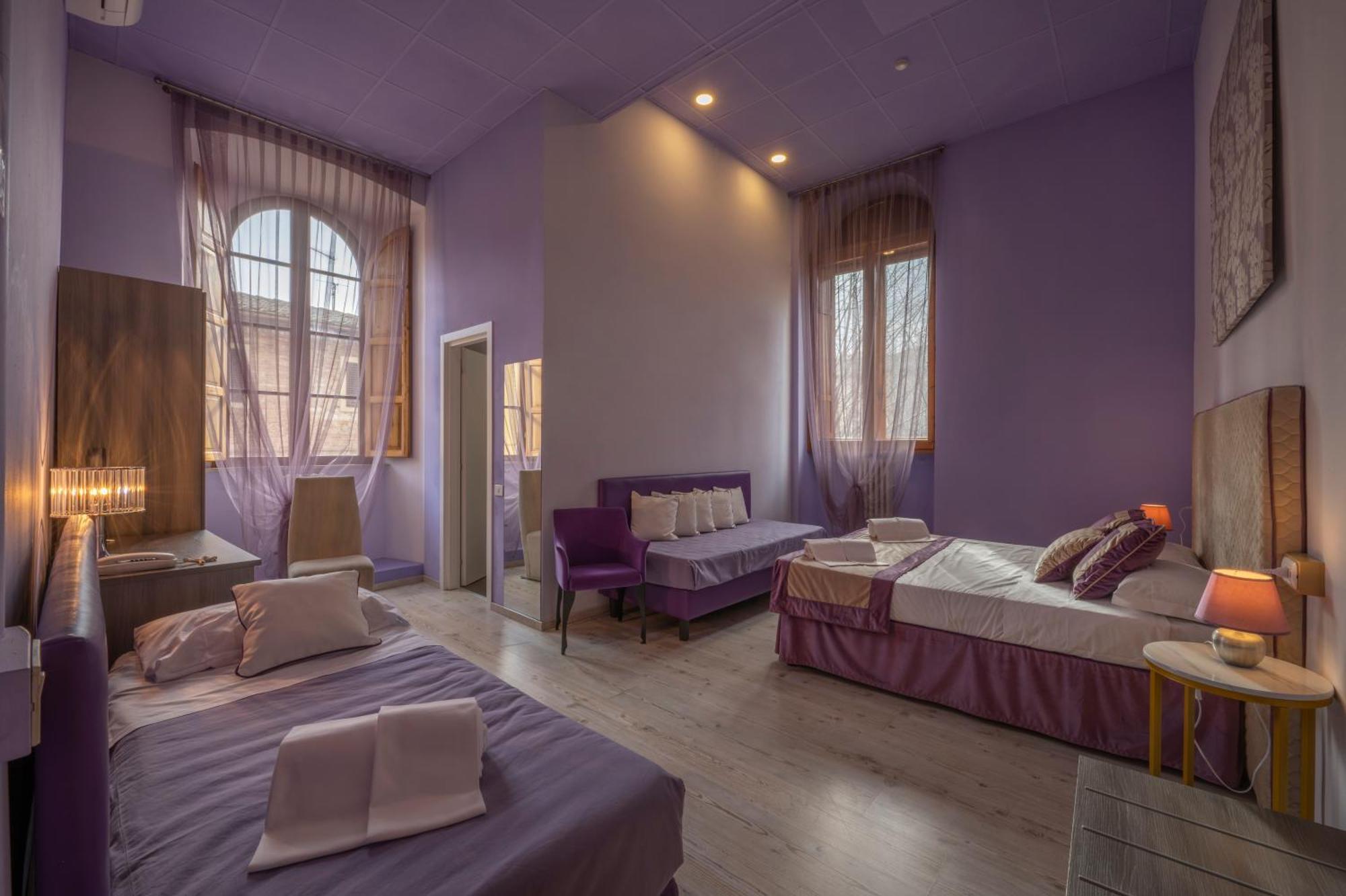 Hotel Palazzo Renieri - 3Stelle S Colle di Val d'Elsa Eksteriør billede