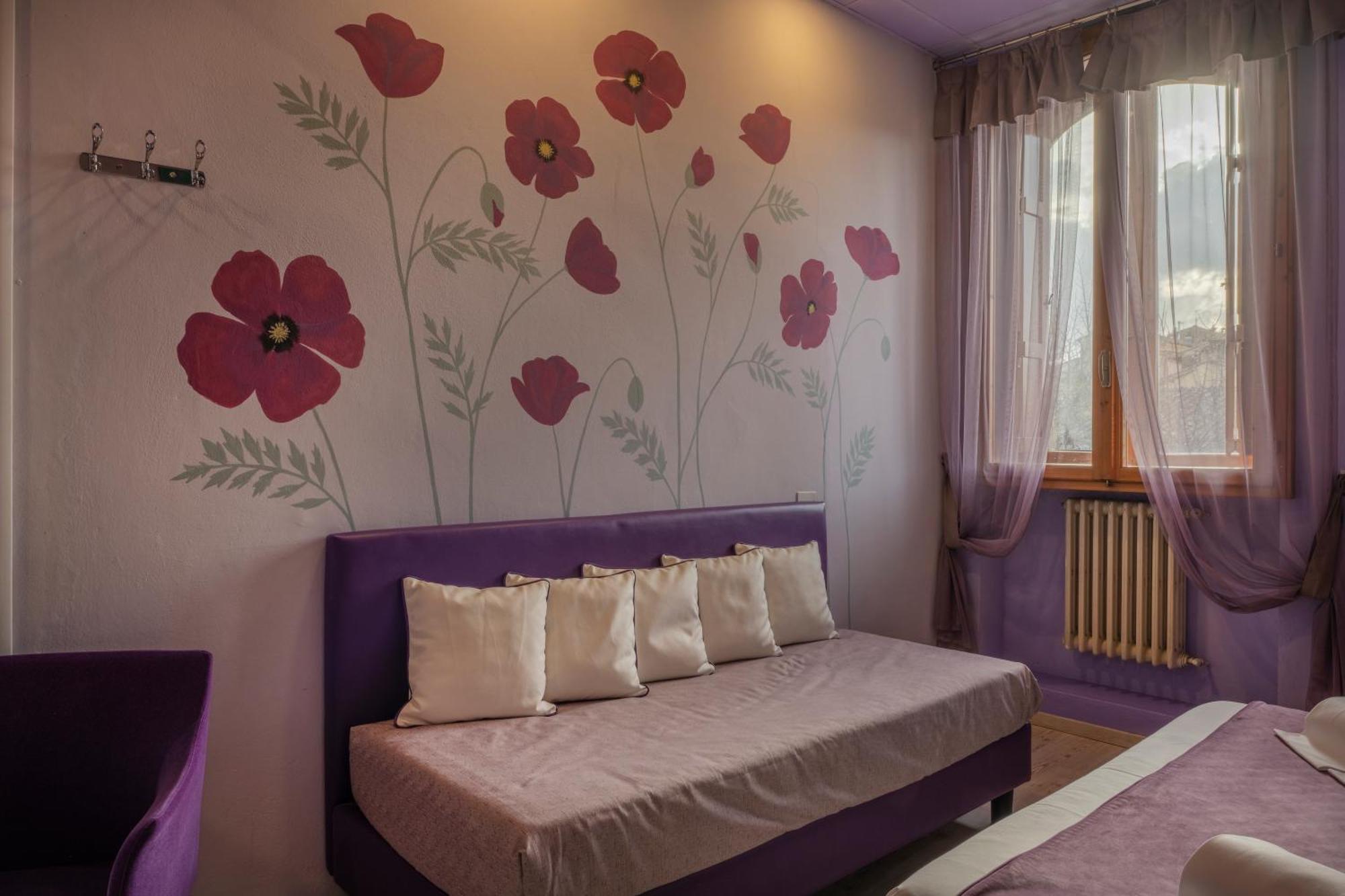 Hotel Palazzo Renieri - 3Stelle S Colle di Val d'Elsa Eksteriør billede