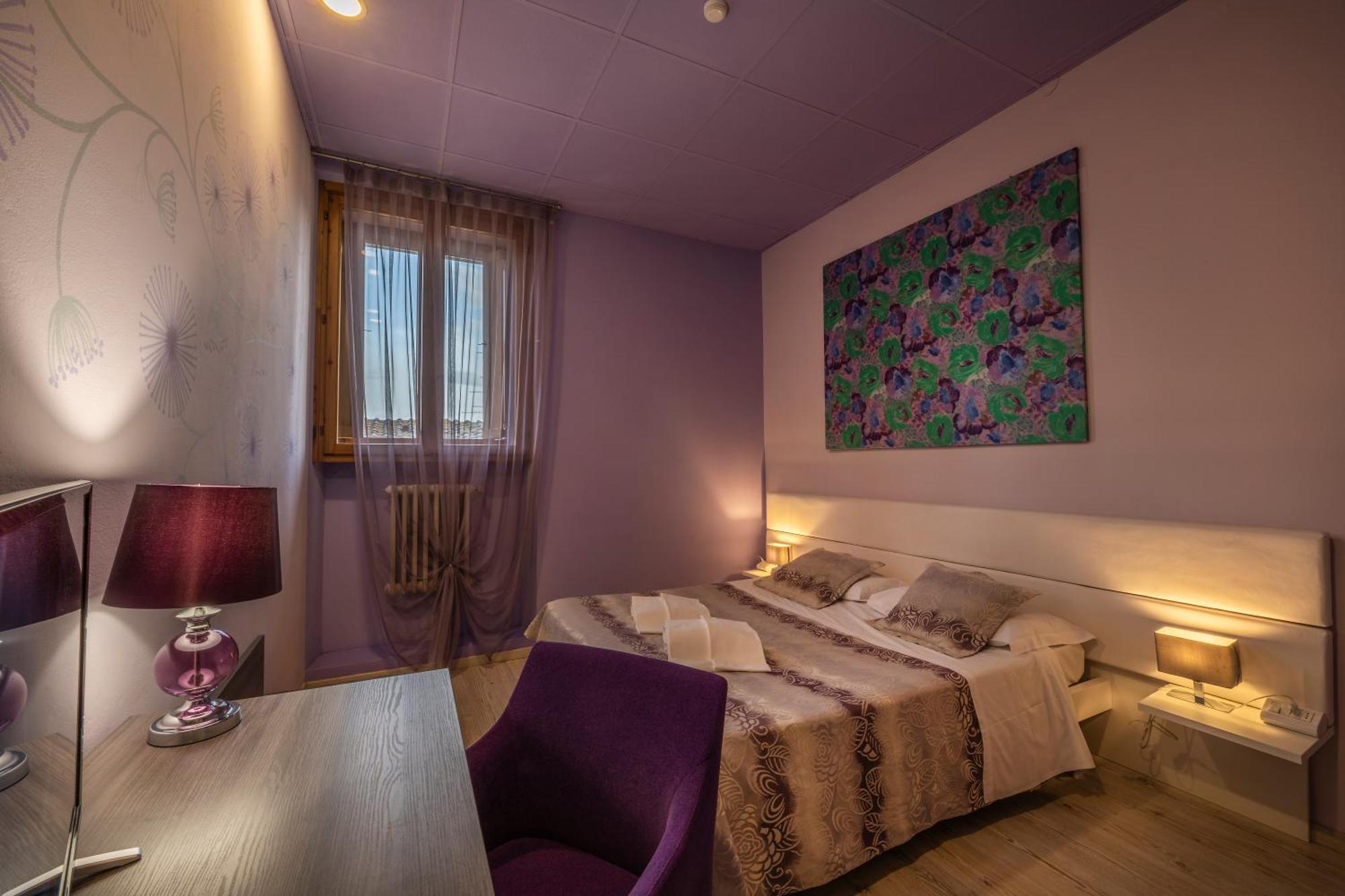 Hotel Palazzo Renieri - 3Stelle S Colle di Val d'Elsa Eksteriør billede