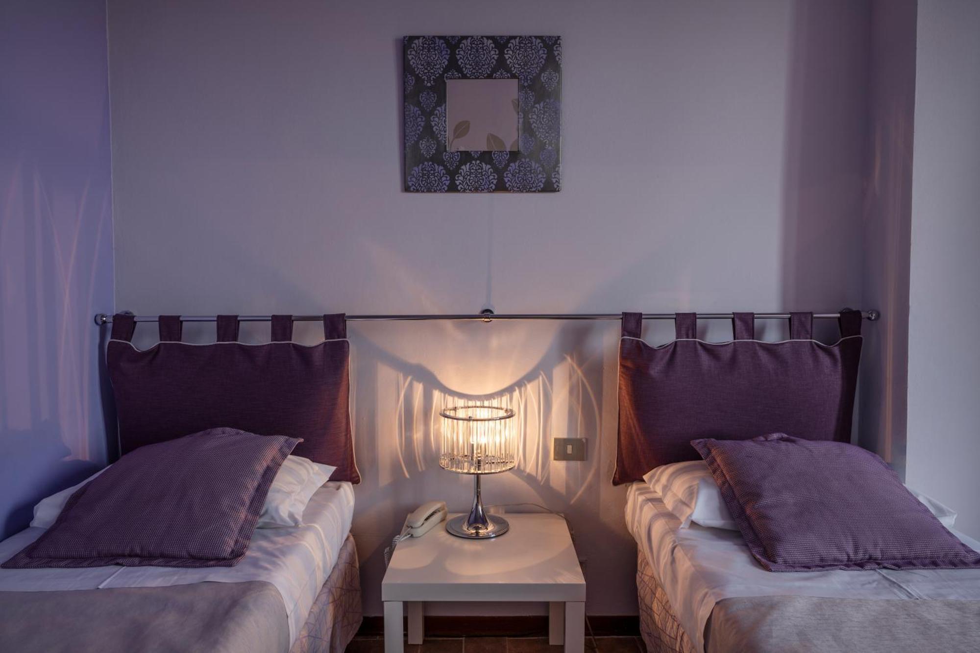 Hotel Palazzo Renieri - 3Stelle S Colle di Val d'Elsa Eksteriør billede