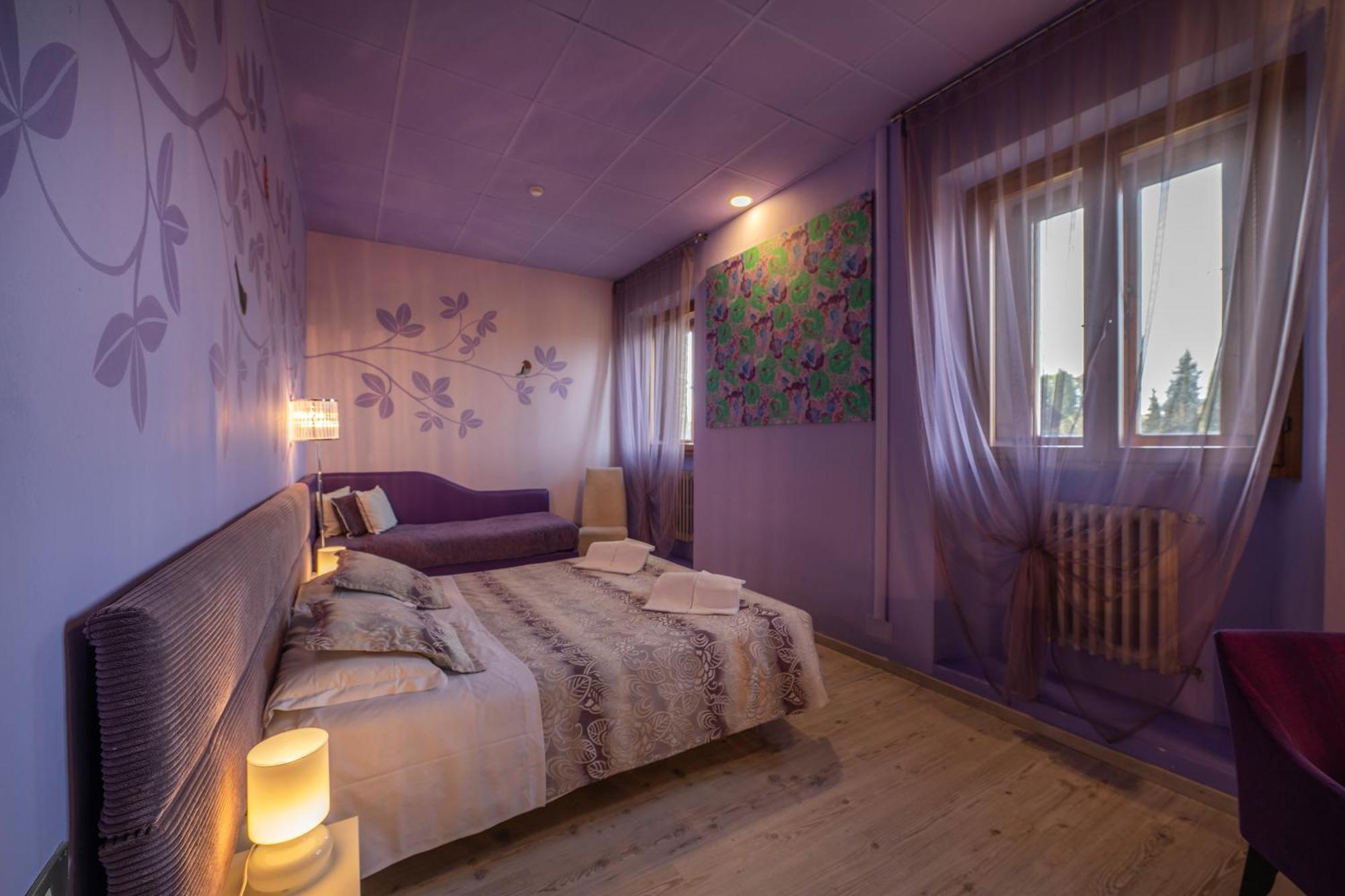 Hotel Palazzo Renieri - 3Stelle S Colle di Val d'Elsa Eksteriør billede