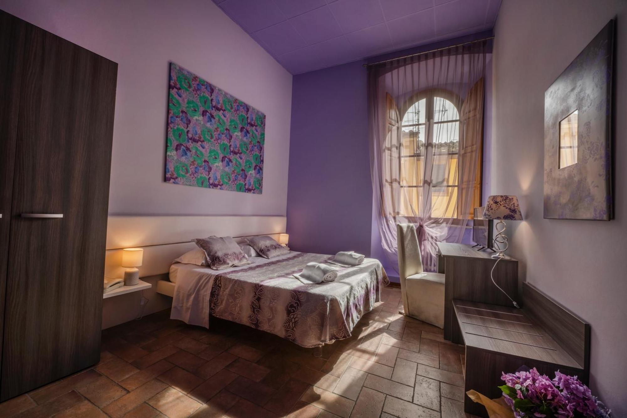 Hotel Palazzo Renieri - 3Stelle S Colle di Val d'Elsa Eksteriør billede